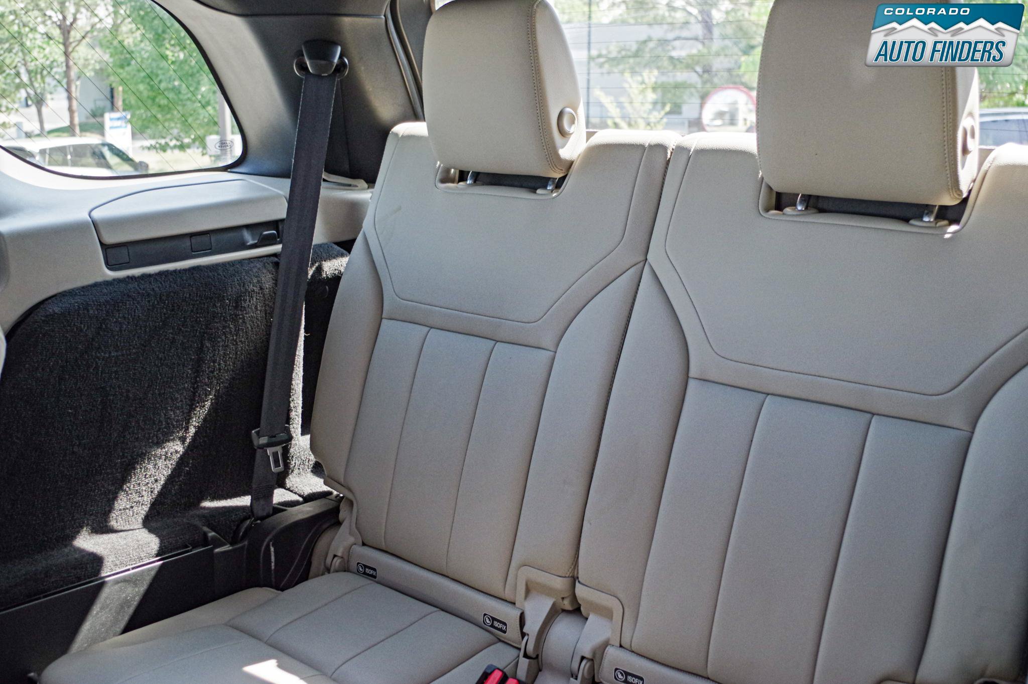 Used 2019 Land Rover Discovery HSE AWD/4WD image 25