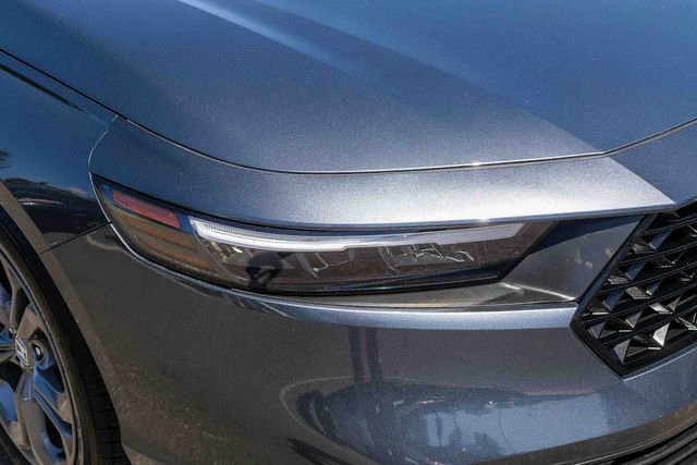 Used 2024 Honda Accord EX image 11