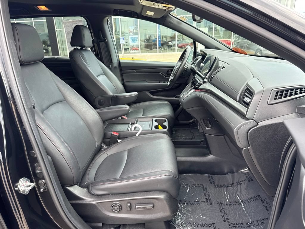 Used 2025 Honda Odyssey Sport-L image 29