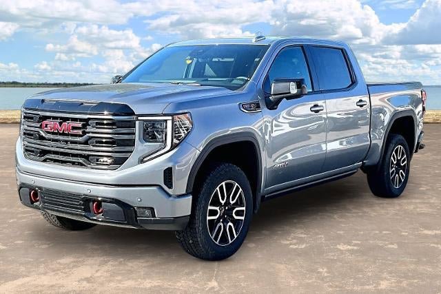 New 2026 GMC Sierra 1500 AT4 w/ Technology Package AWD/4WD image 2