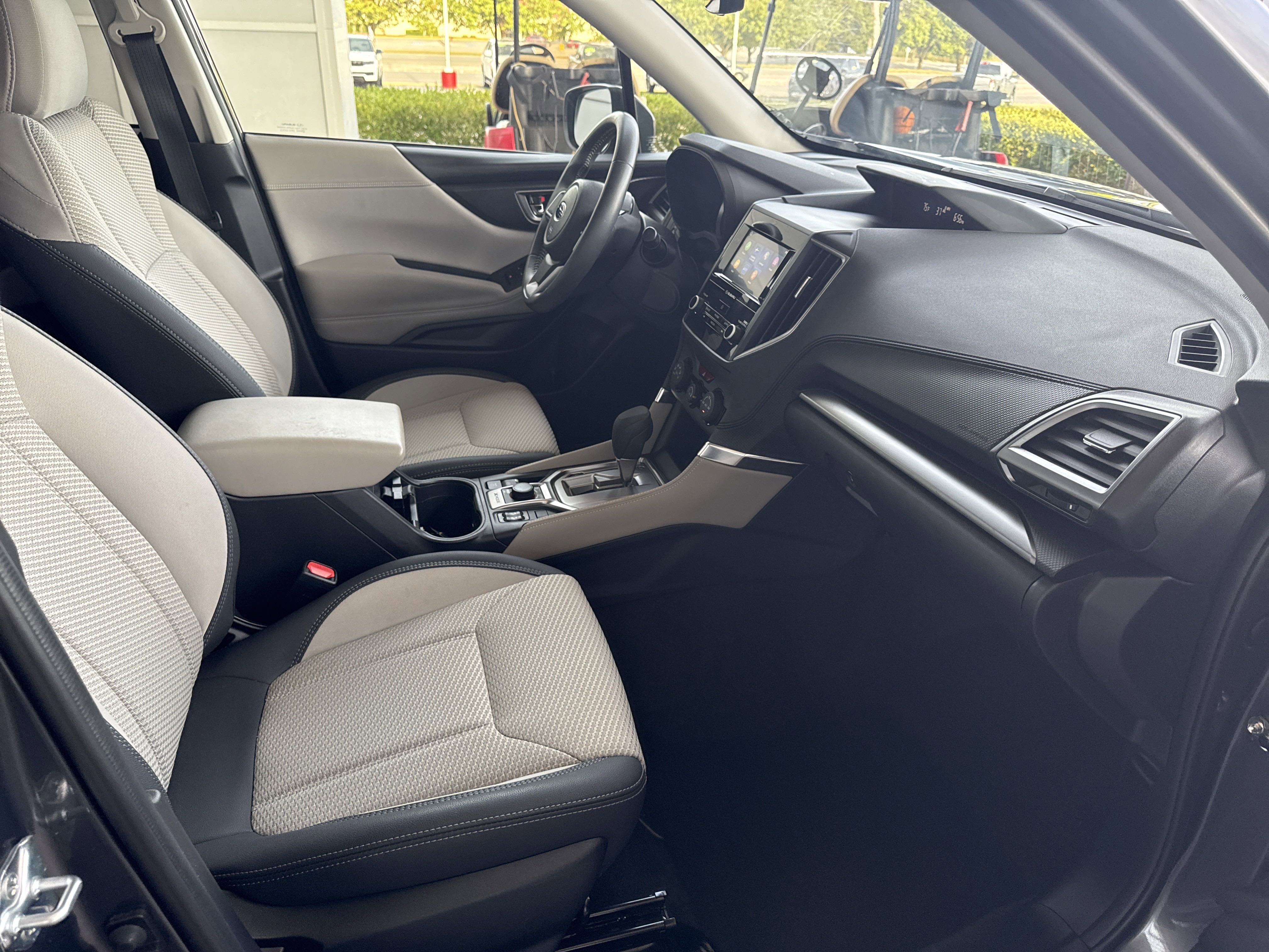 Used 2024 Subaru Forester Premium image 17