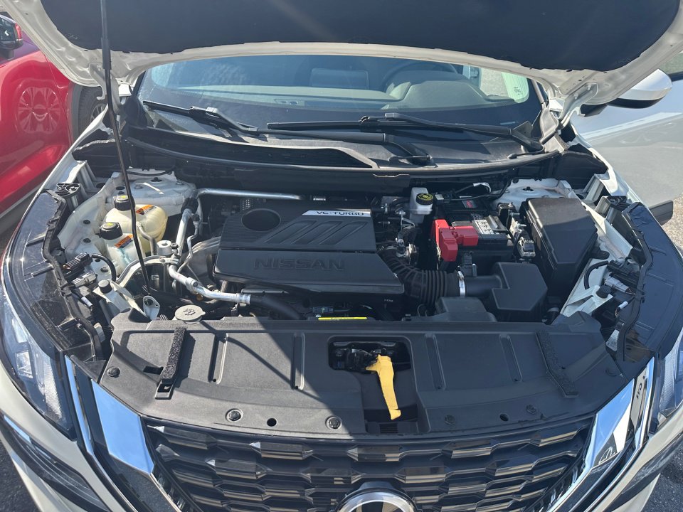 Used 2023 Nissan Rogue SV image 20