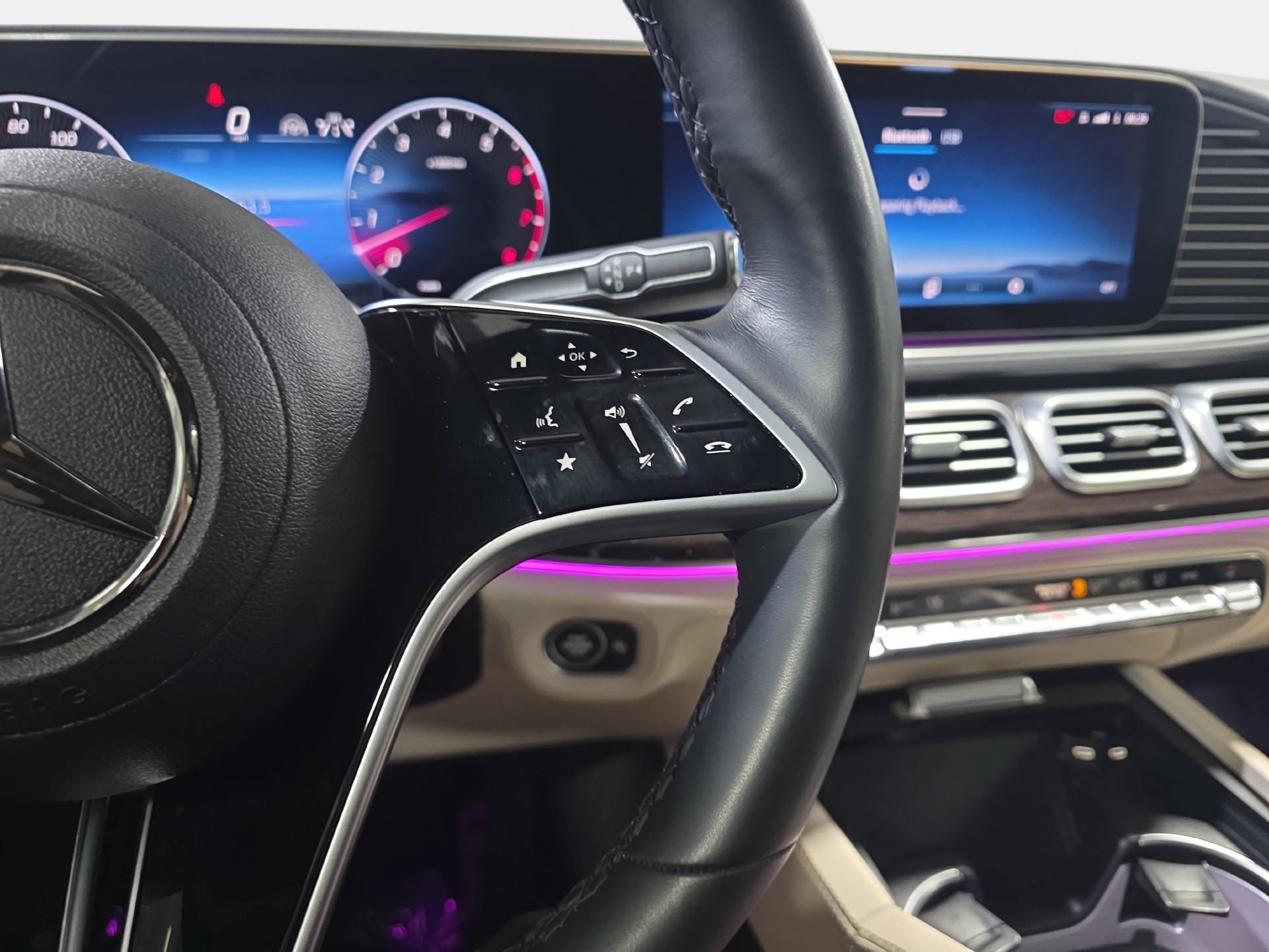 Used 2024 Mercedes-Benz GLE 450 4MATIC image 18