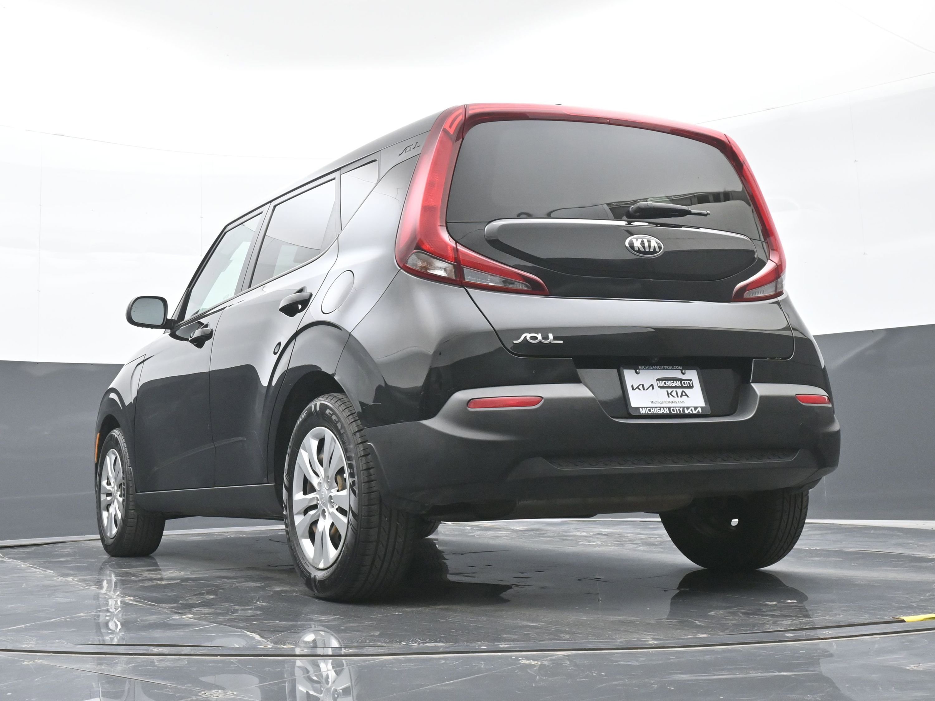 Used 2020 Kia Soul LX FWD image 41