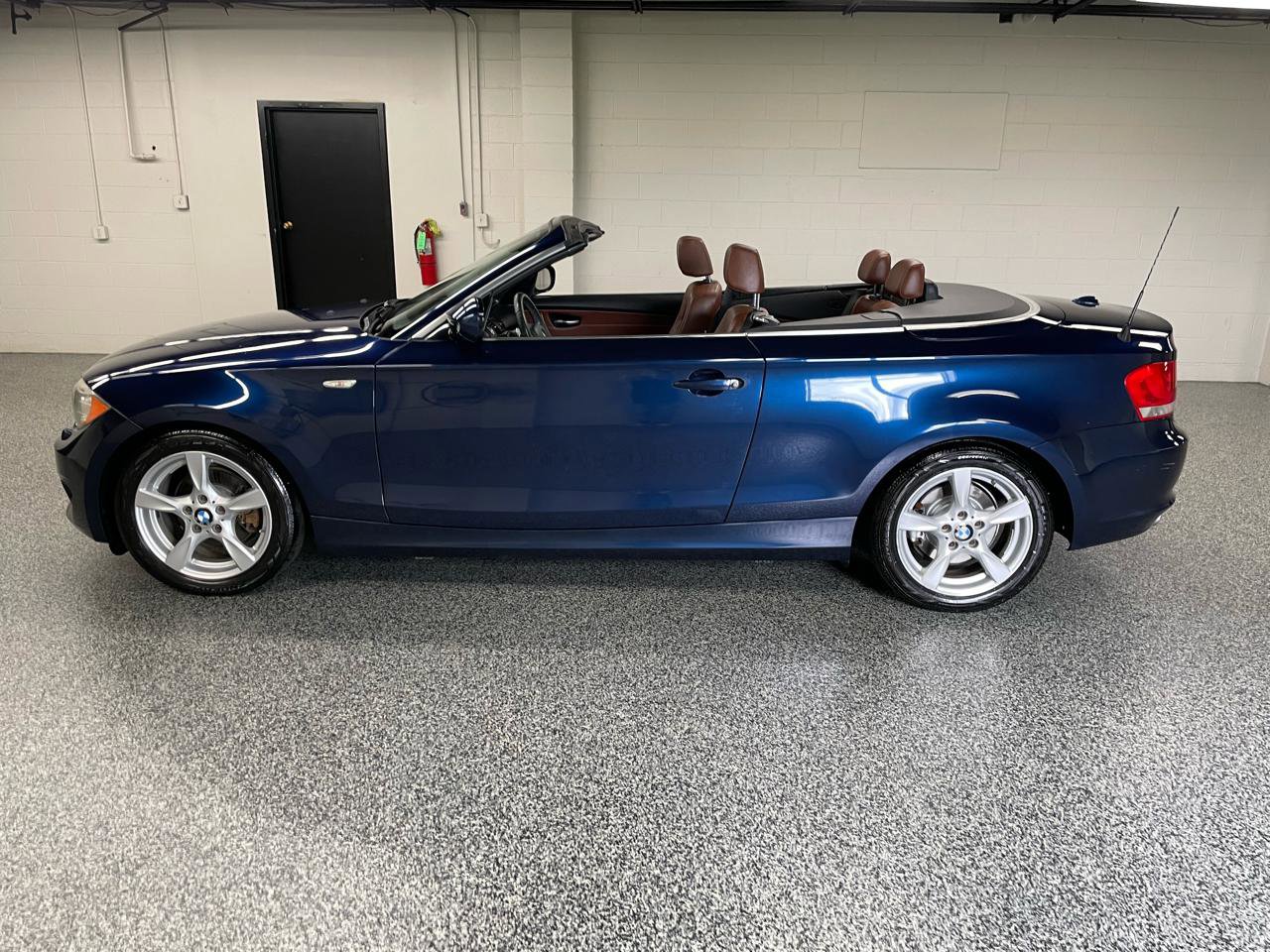 Used 2013 BMW 128i Convertible RWD image 13