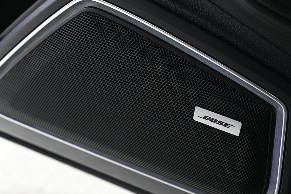 Certified 2020 Porsche Panamera image 23