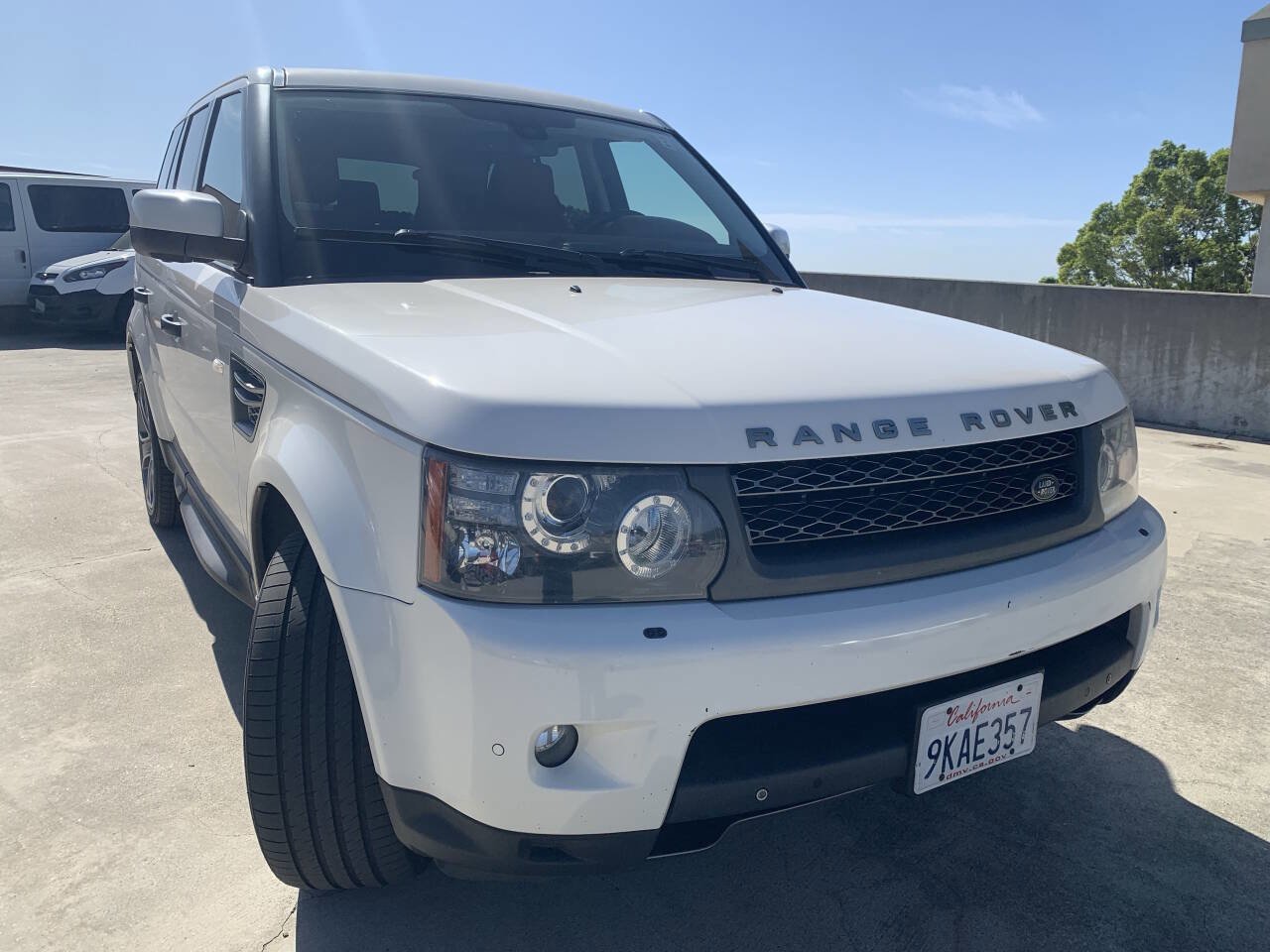 Used 2010 Land Rover Range Rover Sport Supercharged AWD/4WD image 6