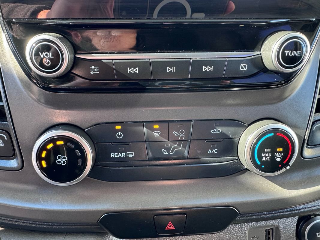 Used 2020 Ford Transit 350 XLT image 21