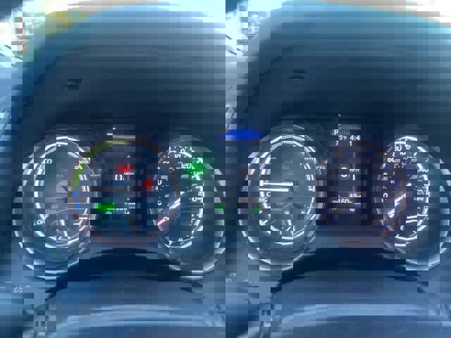 Used 2024 Toyota Camry SE w/ Cold Weather Package