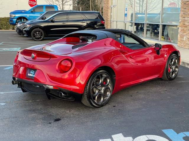 Used 2020 Alfa Romeo 4C Spider image 13