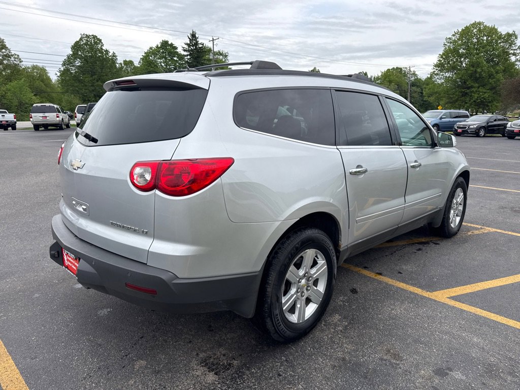 Used 2010 Chevrolet Traverse LT w/ Personal Connectivity Package AWD/4WD image 6