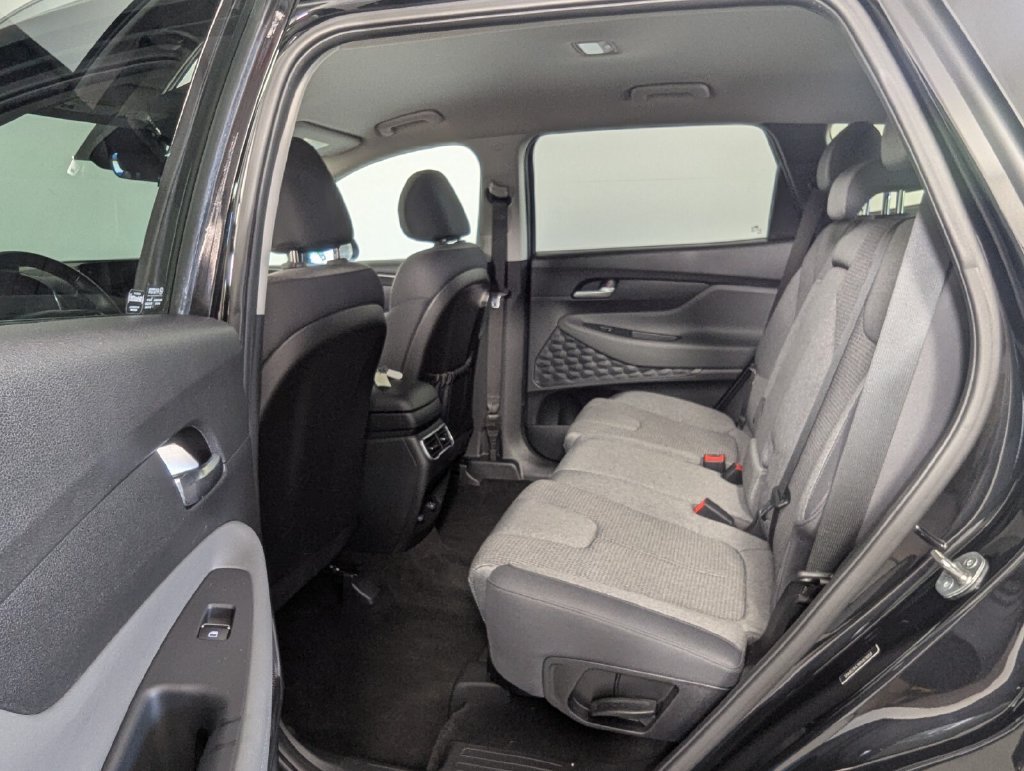 Used 2023 Hyundai Santa Fe SEL FWD image 25