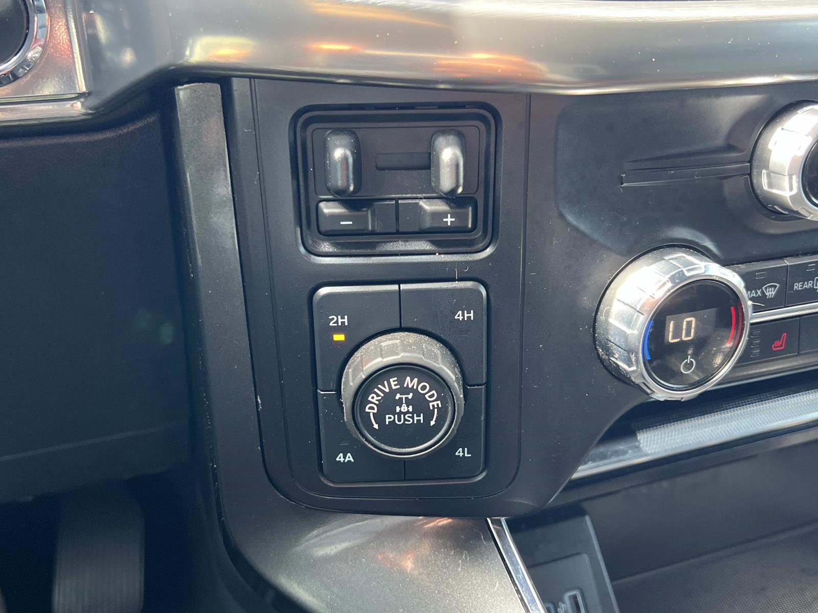 Used 2021 Ford F150 Lariat image 16