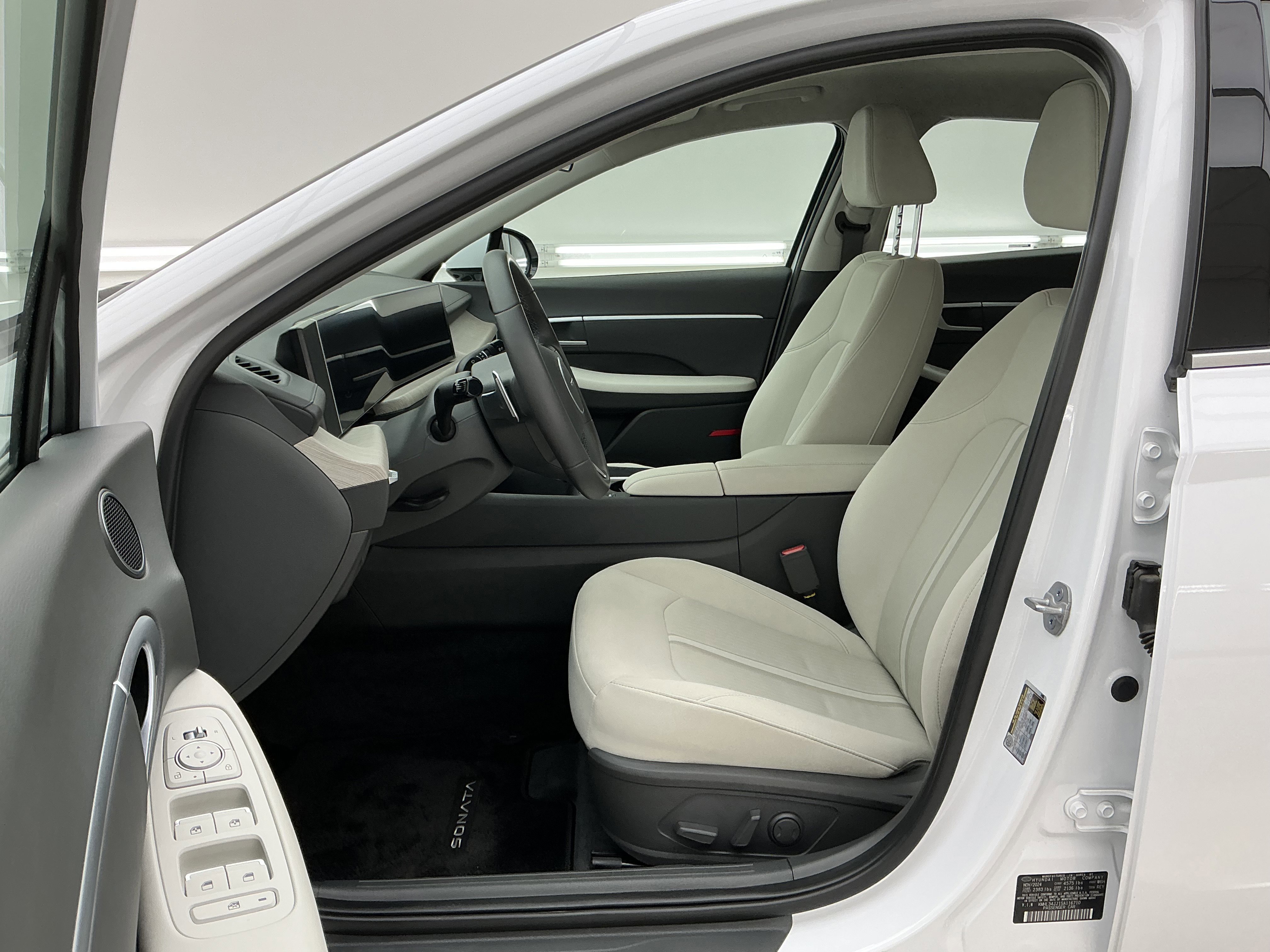 Used 2025 Hyundai Sonata SEL image 17