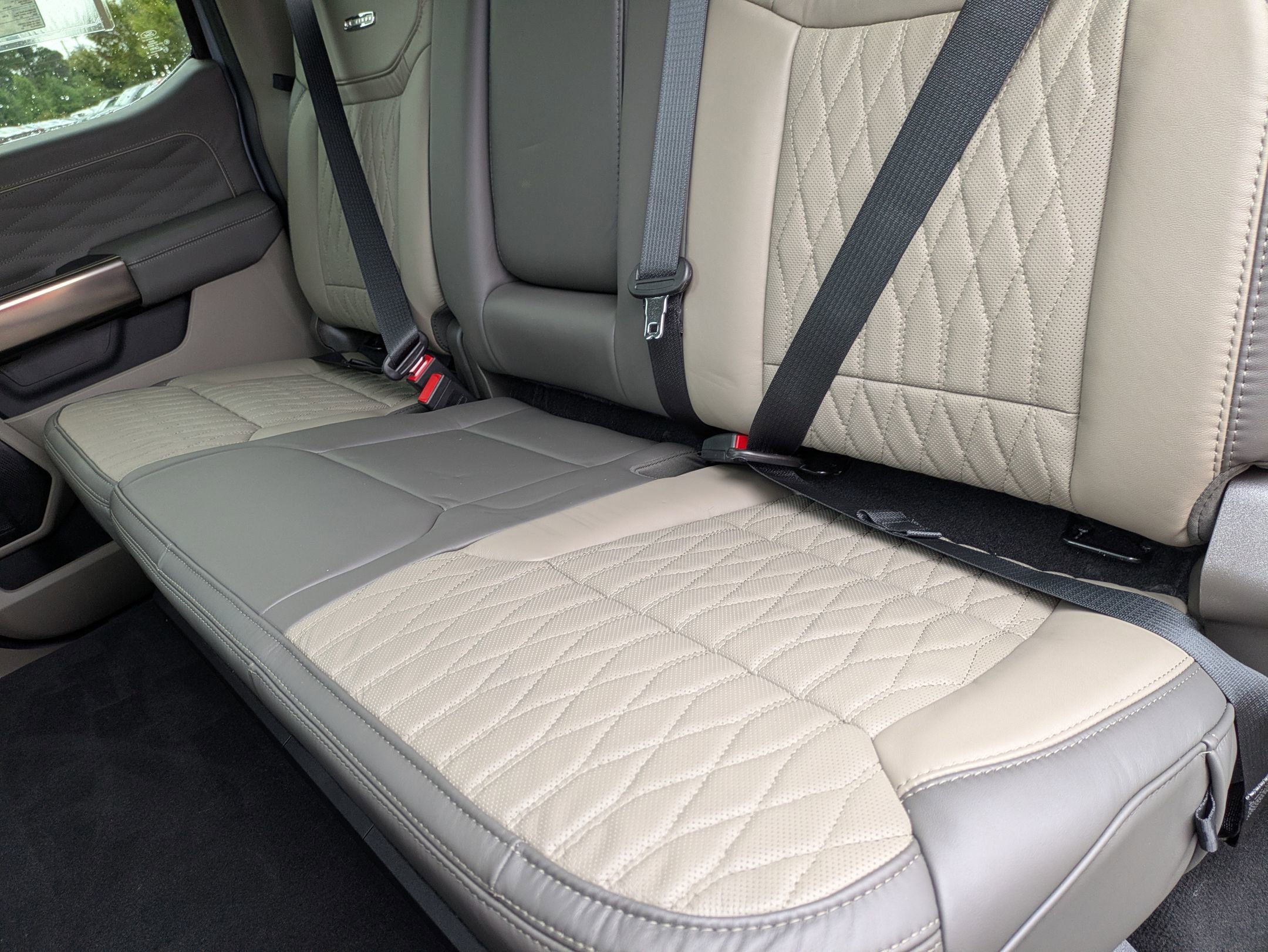 New 2026 Ford F250 Platinum w/ Platinum Plus Package image 30