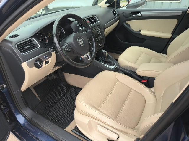 Used 2013 Volkswagen Jetta TDI FWD image 13