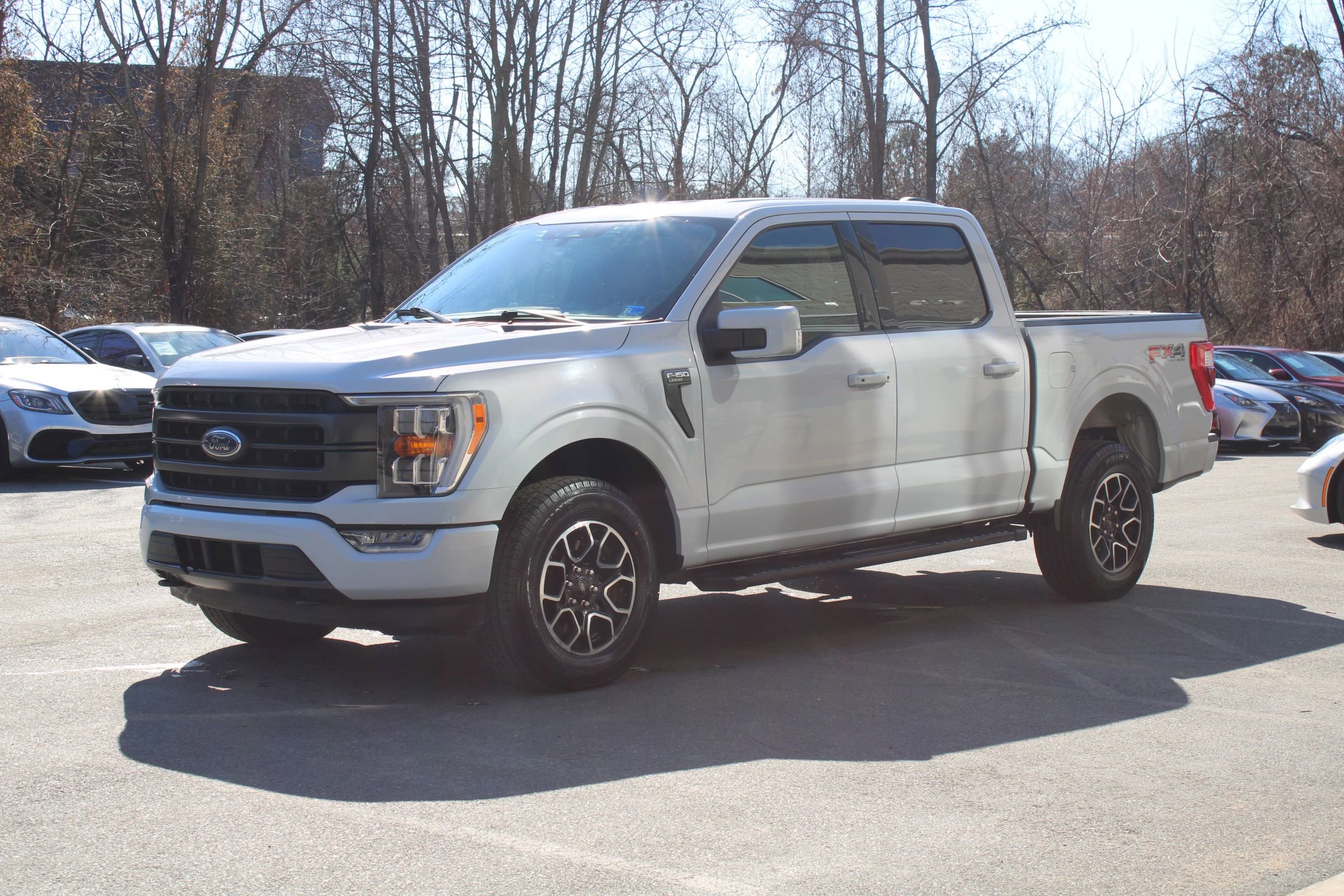 Used 2022 Ford F150 Lariat w/ Max Trailer Tow Package image 3