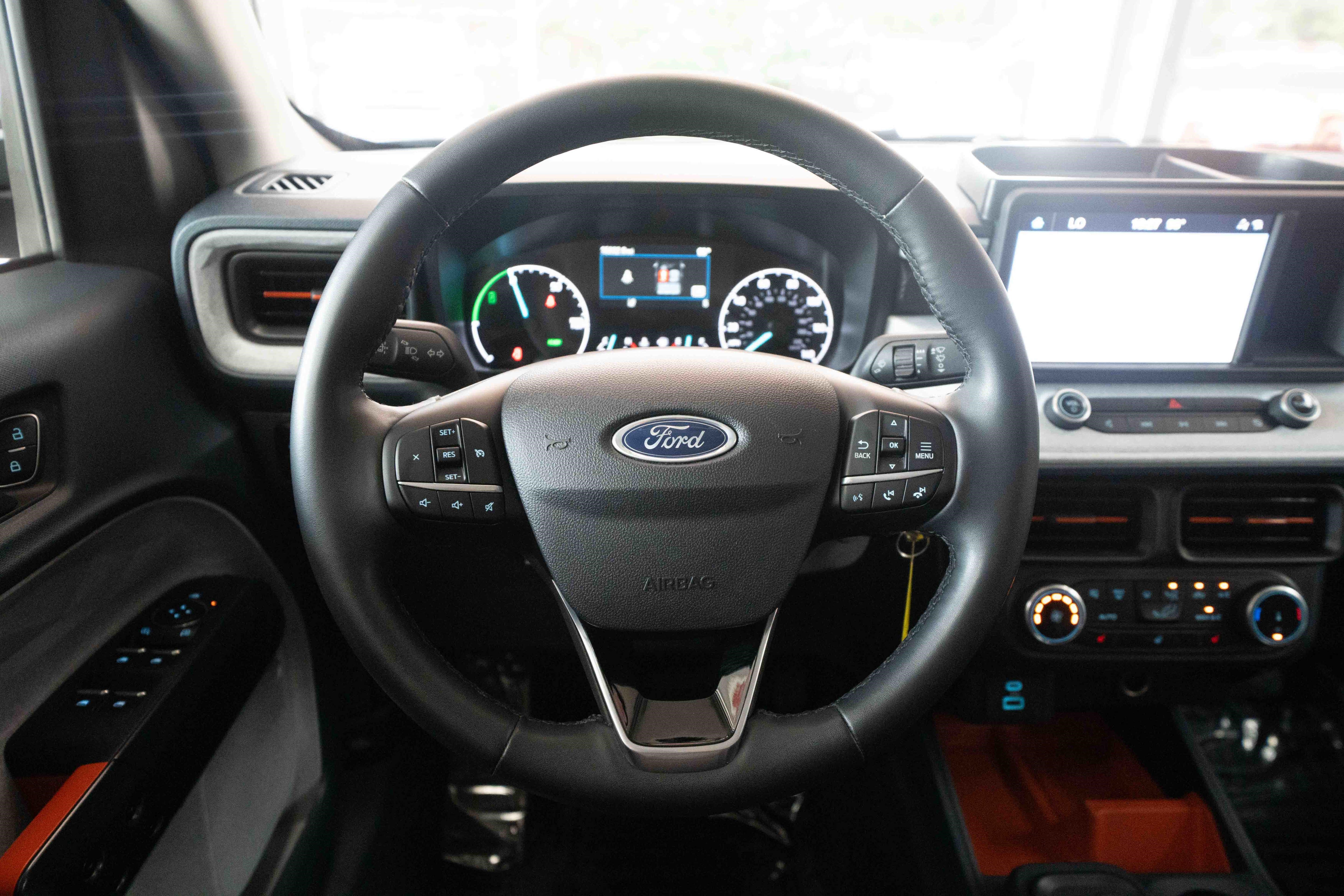 Used 2023 Ford Maverick XLT w/ XLT Luxury Package FWD image 21