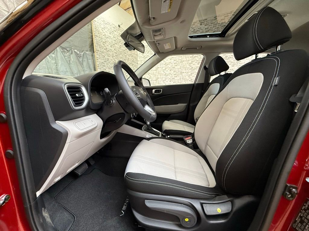 New 2026 Hyundai Venue SEL image 21