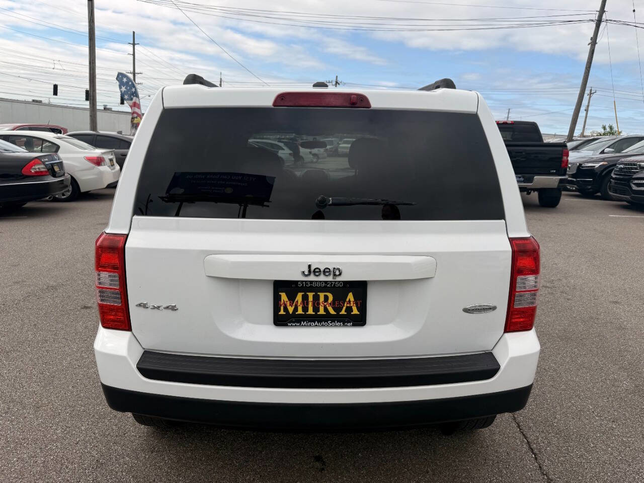 Used 2014 Jeep Patriot Latitude w/ All Weather Capability Group AWD/4WD image 23