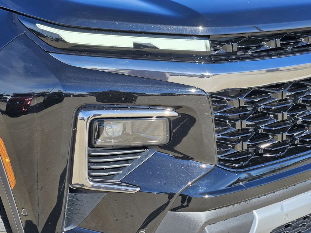 Used 2025 Chevrolet Traverse Z71 w/ Enhanced Driving Package image 11