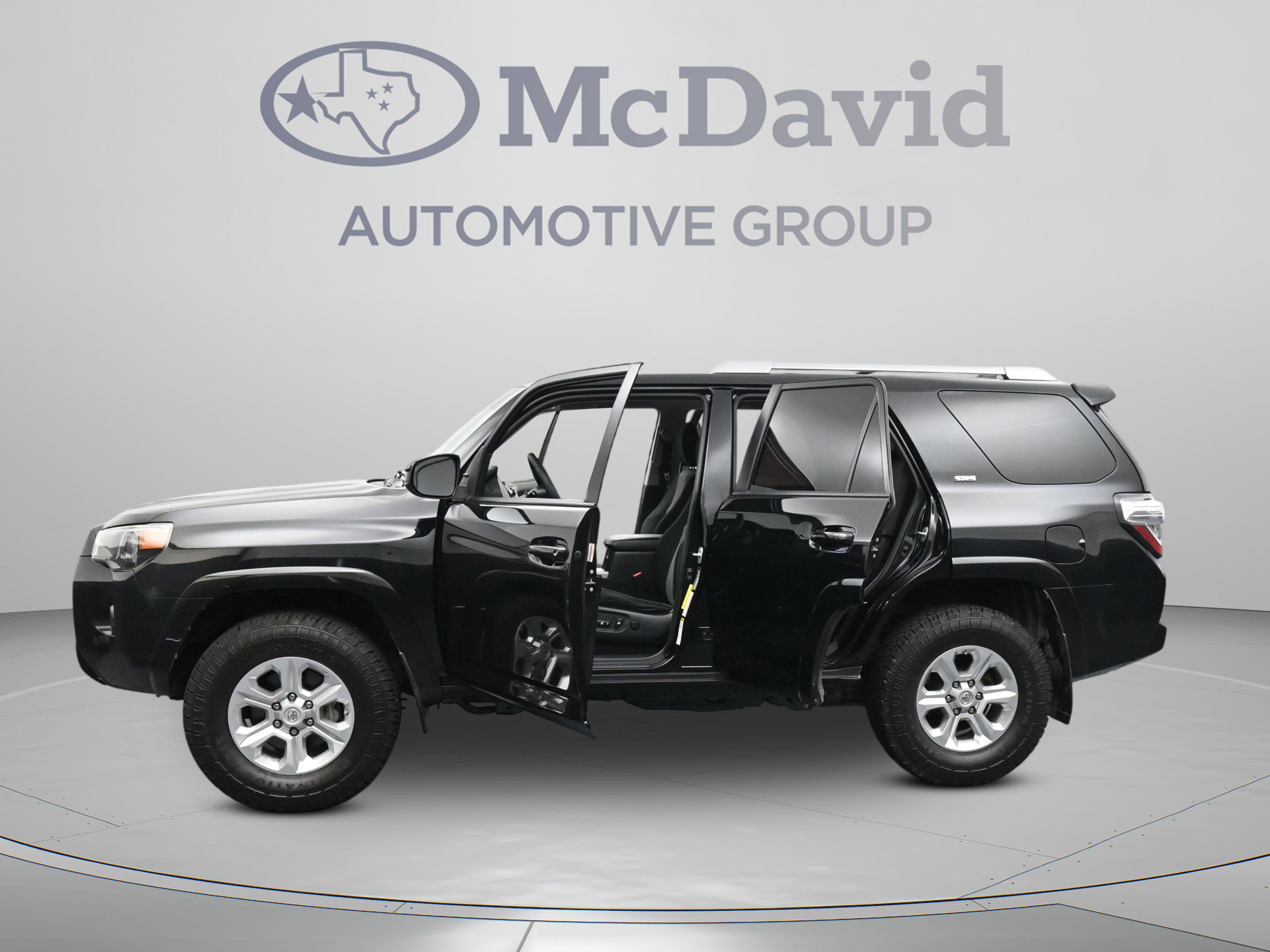 Used 2017 Toyota 4Runner SR5 RWD image 41