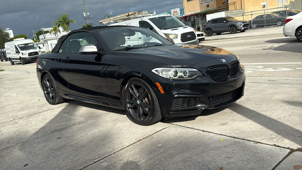 Used 2016 BMW M235i xDrive Convertible AWD/4WD image 16