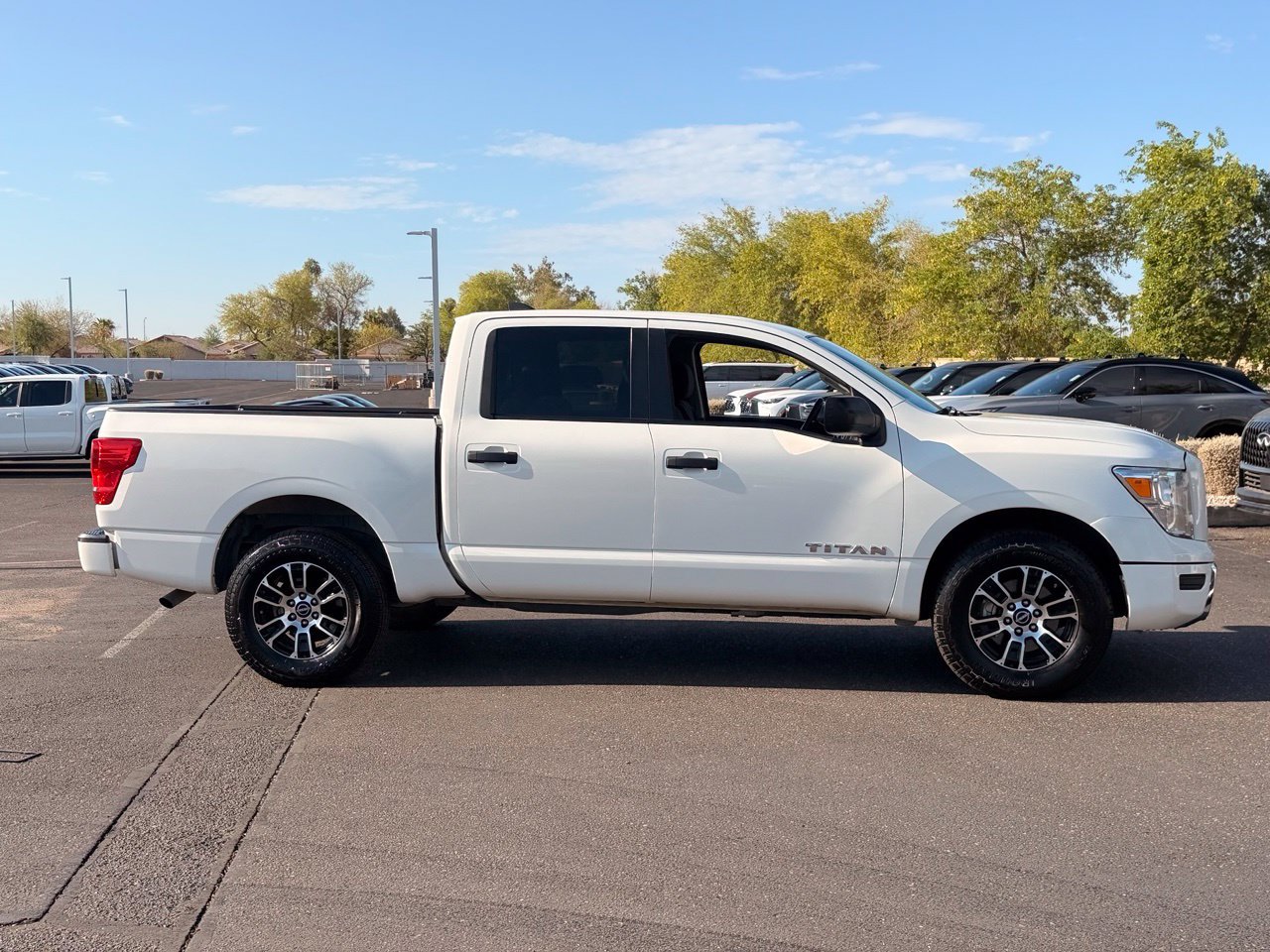 Certified 2023 Nissan Titan SV AWD/4WD image 7
