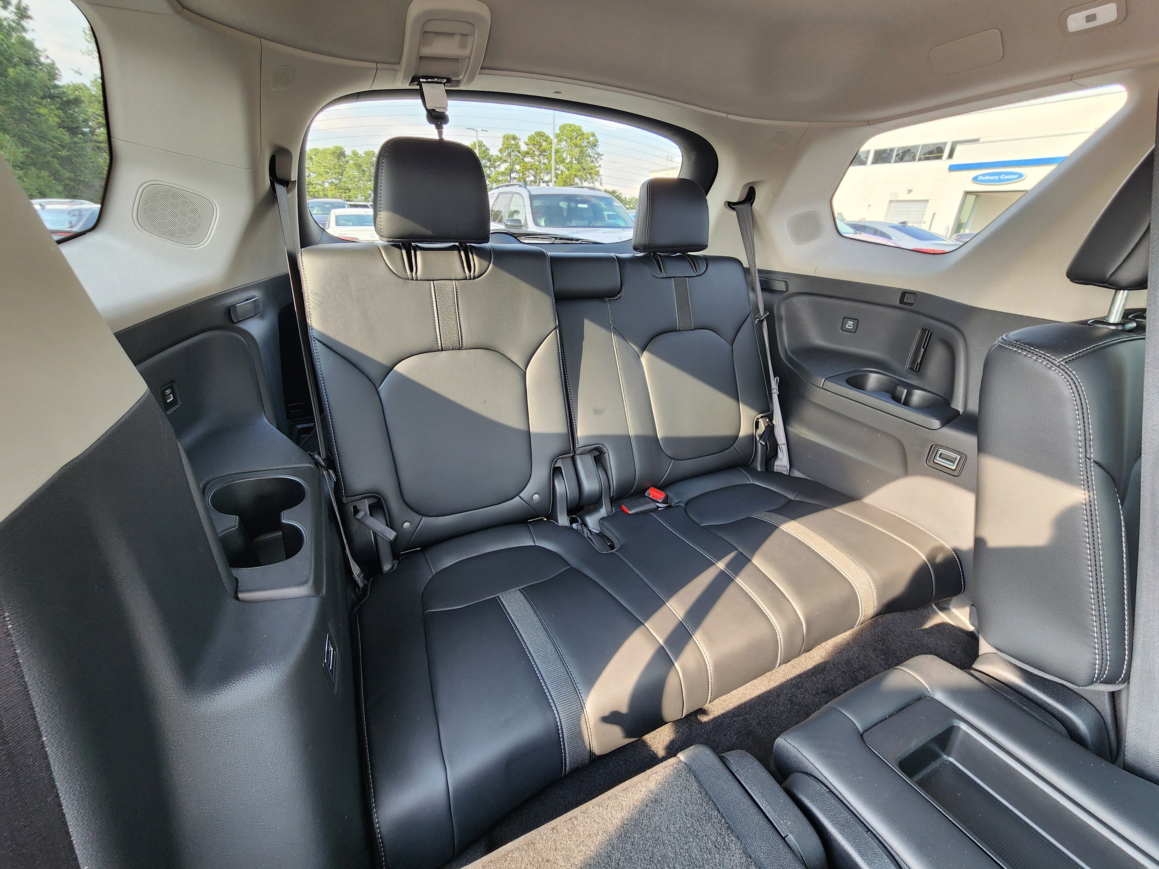 Used 2023 Honda Pilot Touring image 14