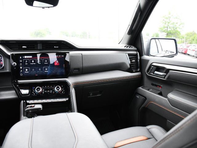 Used 2026 GMC Sierra 1500 AT4 w/ AT4 Premium Package AWD/4WD image 23