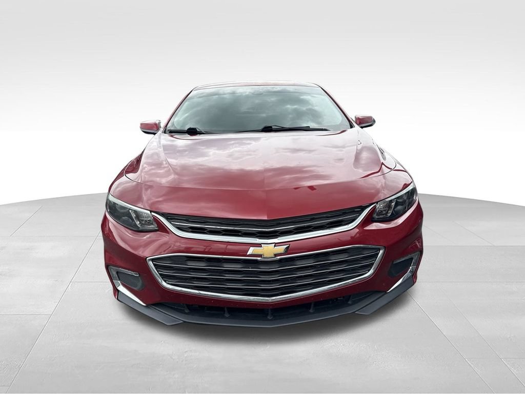 Used 2016 Chevrolet Malibu LT w/ Leather Package FWD image 8