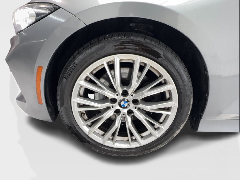 Used 2024 BMW 330i Sedan RWD image 16