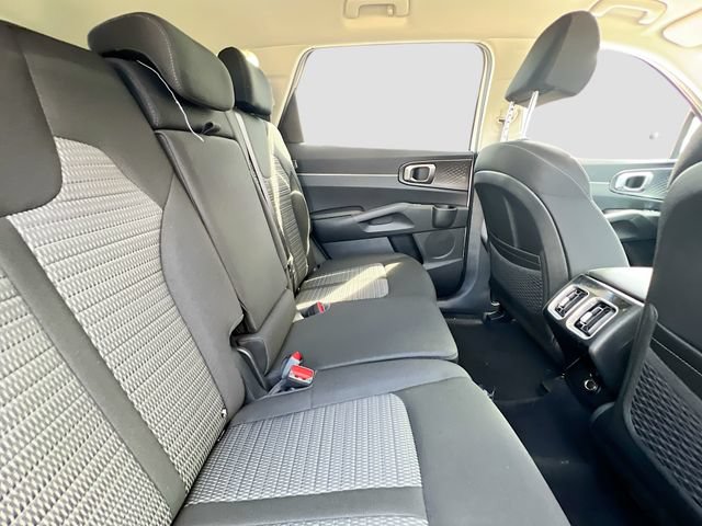 New 2026 Kia Sorento LX FWD image 27