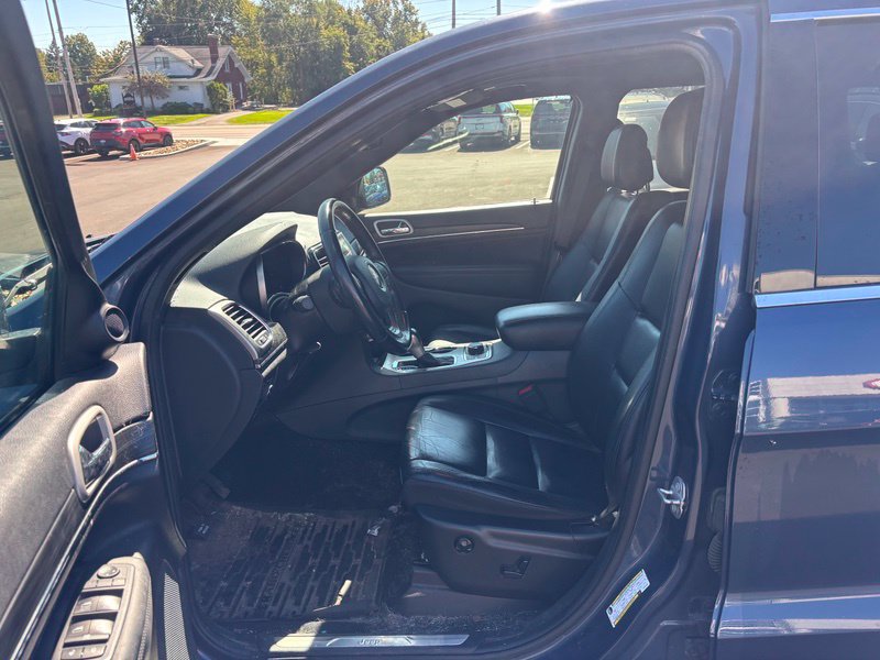 Used 2020 Jeep Grand Cherokee Limited AWD/4WD image 9