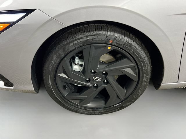 Used 2026 Hyundai Elantra SEL Sport Premium FWD image 4