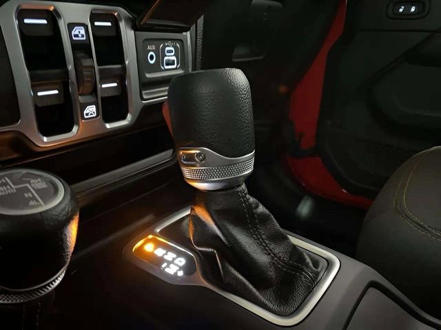 Used 2025 Jeep Wrangler Unlimited Sahara w/ Safety Group image 63