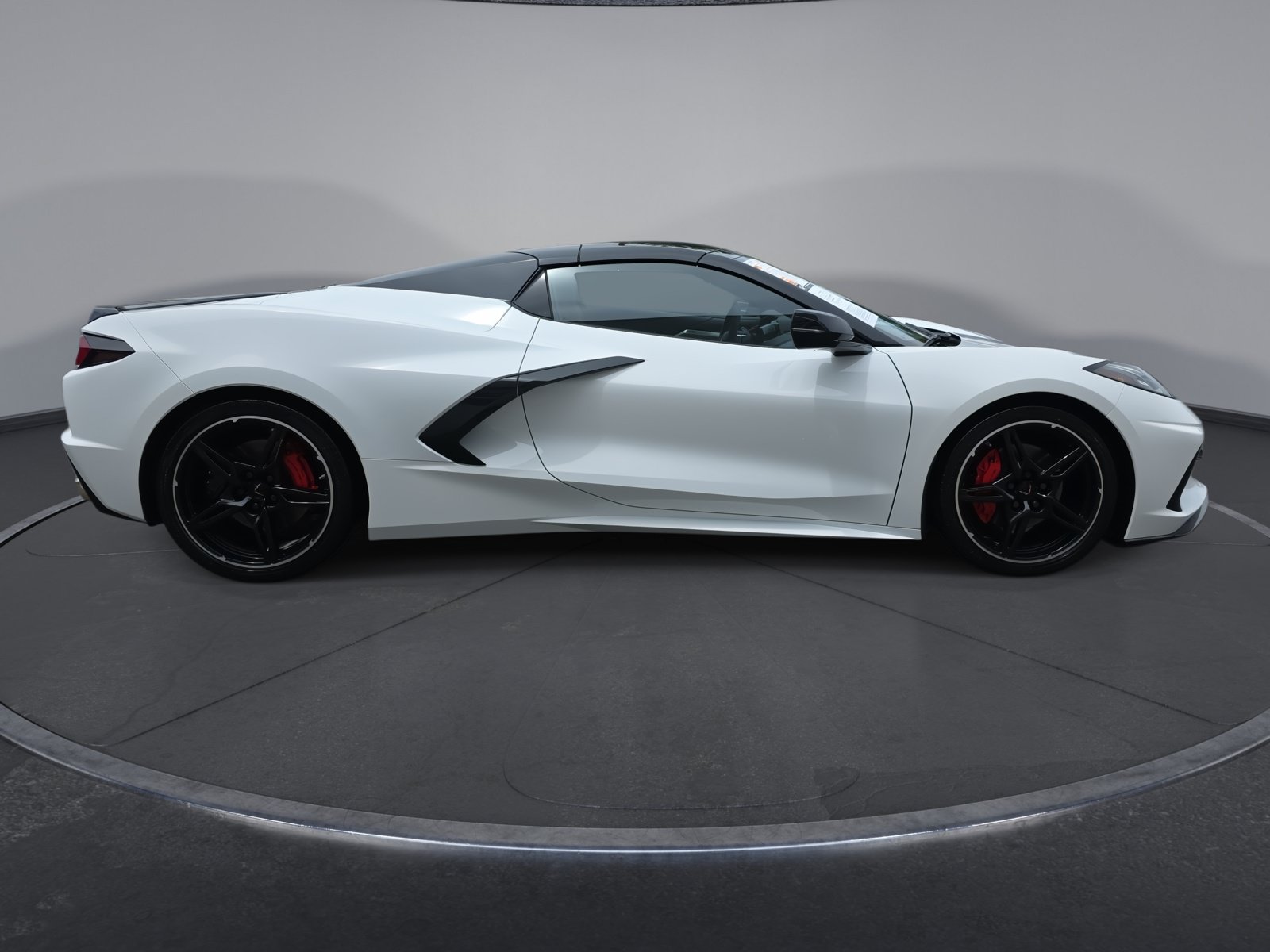 Used 2023 Chevrolet Corvette Stingray Premium Conv w/ Battery Protection Package RWD image 9