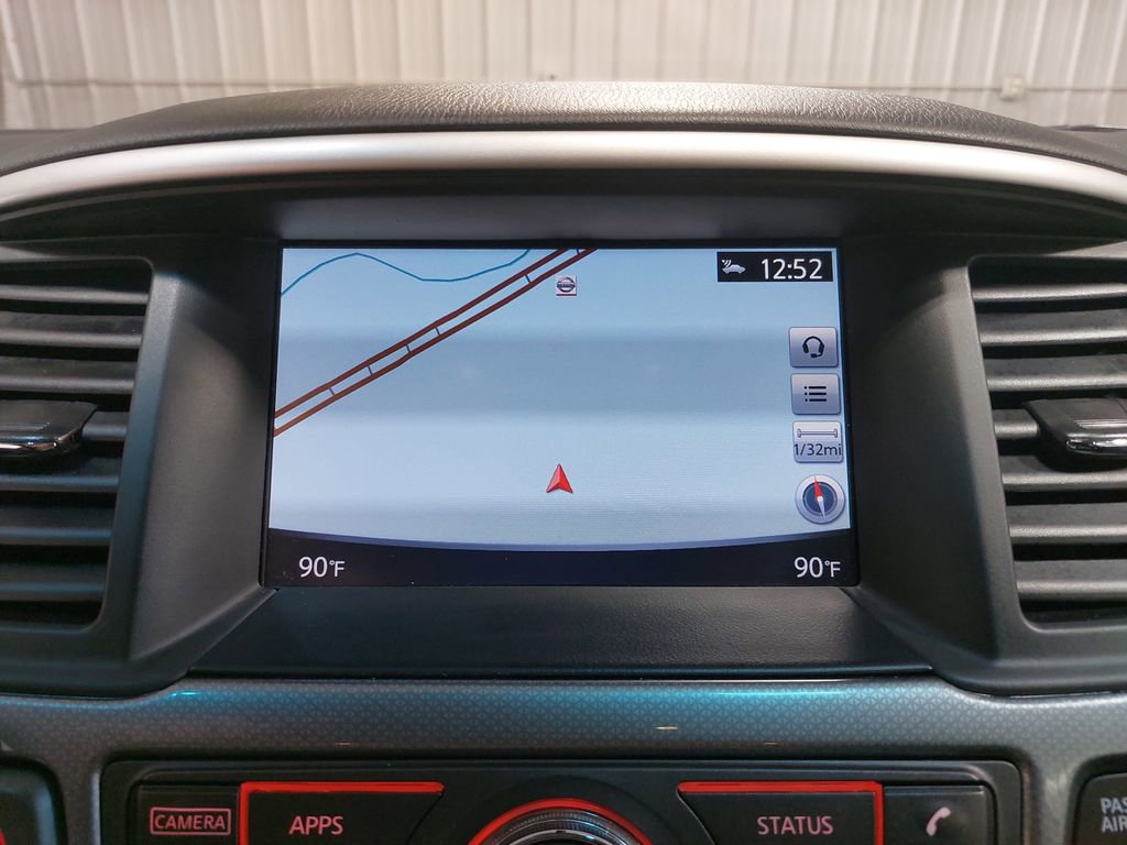 Used 2019 Nissan Pathfinder SL image 26