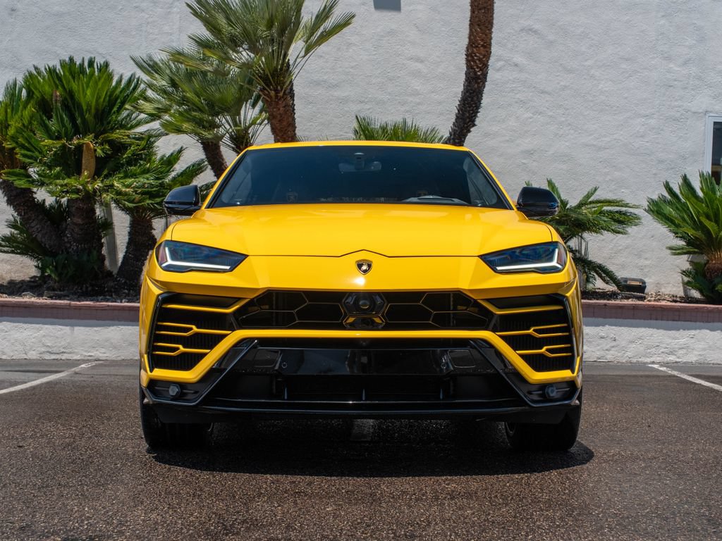 Used 2021 Lamborghini Urus AWD/4WD image 5