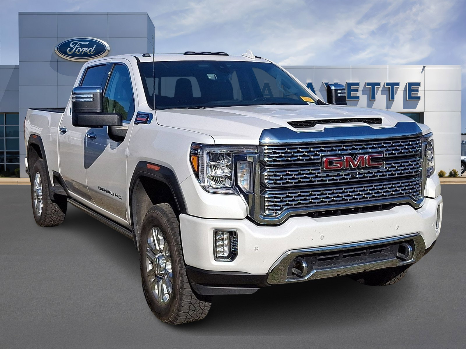 Used 2023 GMC Sierra 2500 Denali w/ Denali Ultimate Package