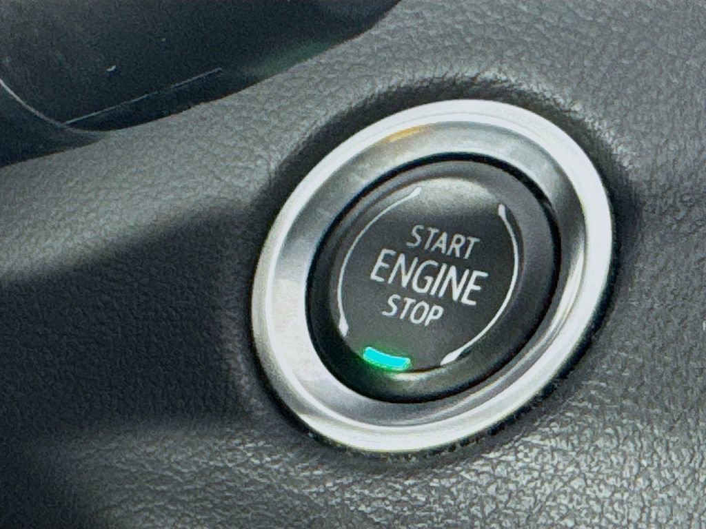 Used 2022 Cadillac XT4 Sport image 20