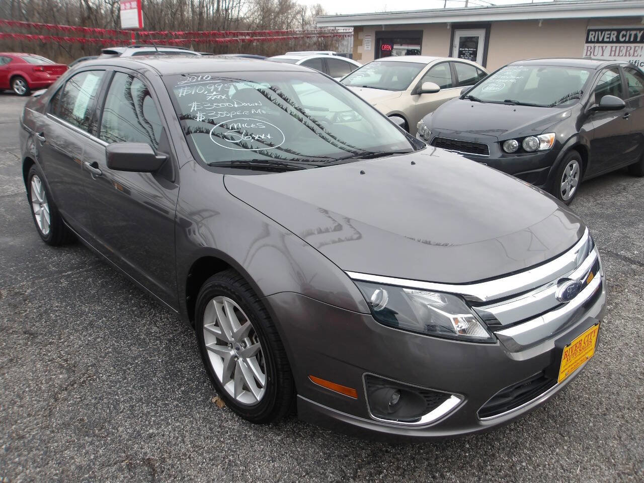 Used 2010 Ford Fusion SEL image 1