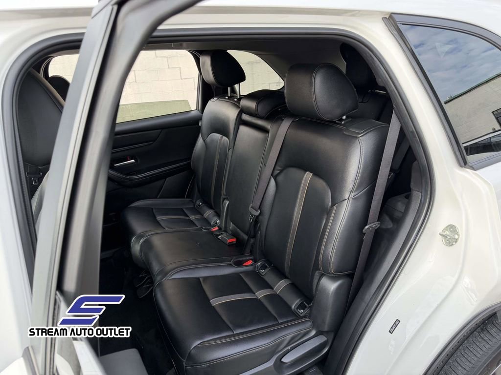 Used 2024 MAZDA CX-90 3.3 Turbo w/ Select Package image 36