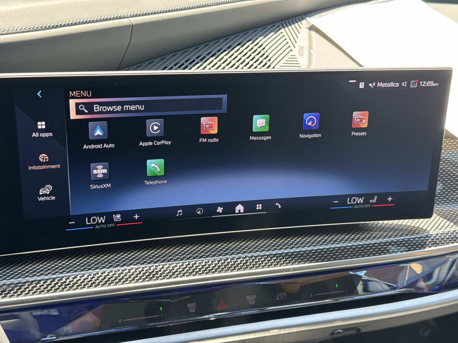 Used 2026 BMW i7 xDrive60 w/ Executive Package AWD/4WD image 18