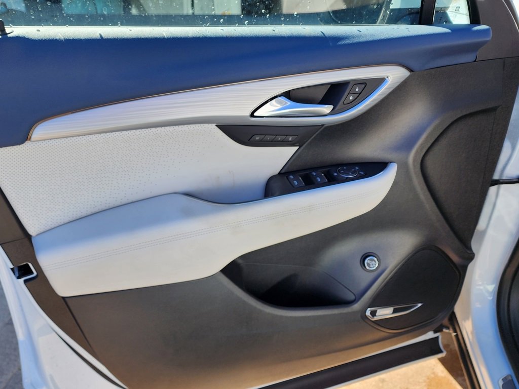 New 2026 Buick Envision Avenir image 13