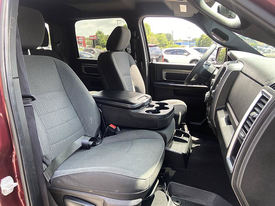 Used 2024 RAM 1500 Classic Warlock AWD/4WD image 17