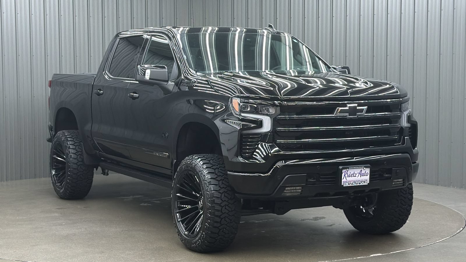 Used 2026 Chevrolet Silverado 1500 High Country w/ Midnight Edition AWD/4WD image 7