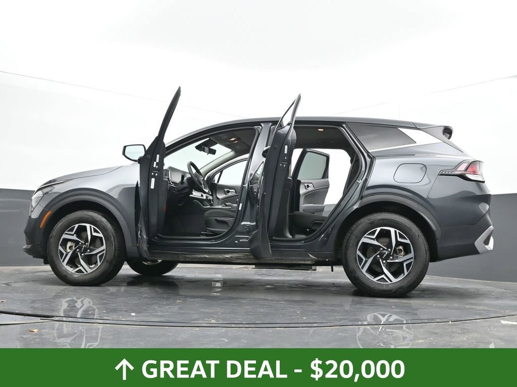 Used 2024 Kia Sportage LX image 69
