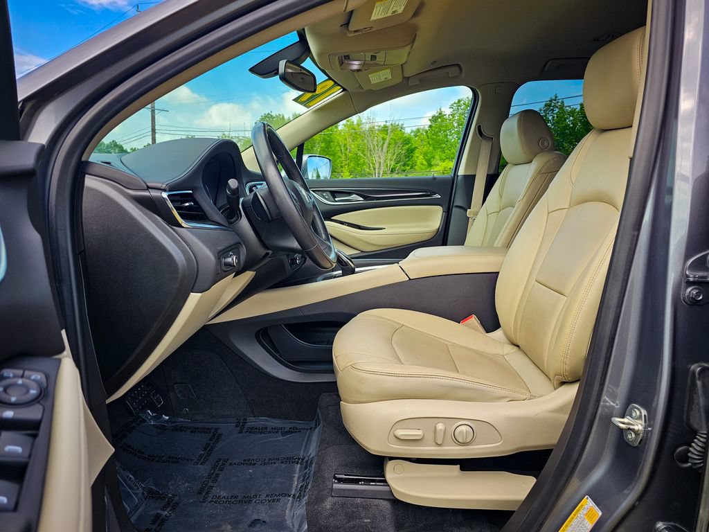 Used 2019 Buick Enclave Essence w/ LPO, Cargo Package AWD/4WD image 12