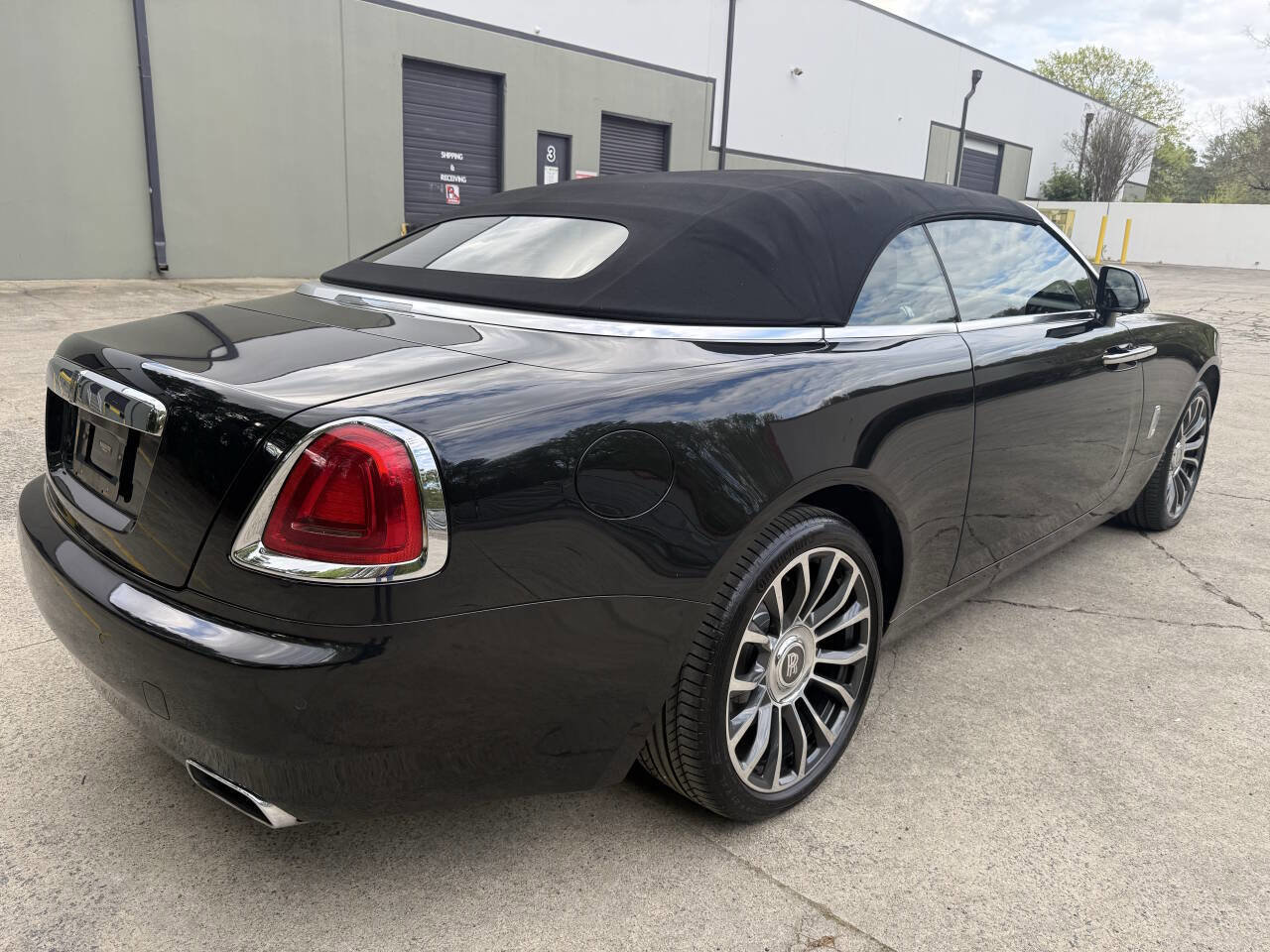 Used 2018 Rolls-Royce Dawn image 7